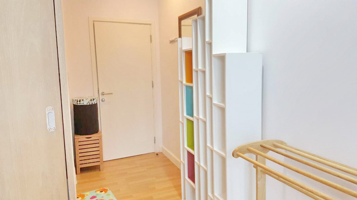 ให้เช่าทาวน์โฮมบางซื่อ วงศ์สว่าง เตาปูน : ให้เช่า บ้านทาวน์โฮมพร้อมเฟอร์นิเจอร์ บิ้วอิน หลังมุม หมู่บ้านฟลอร่าวงศ์สว่าง 