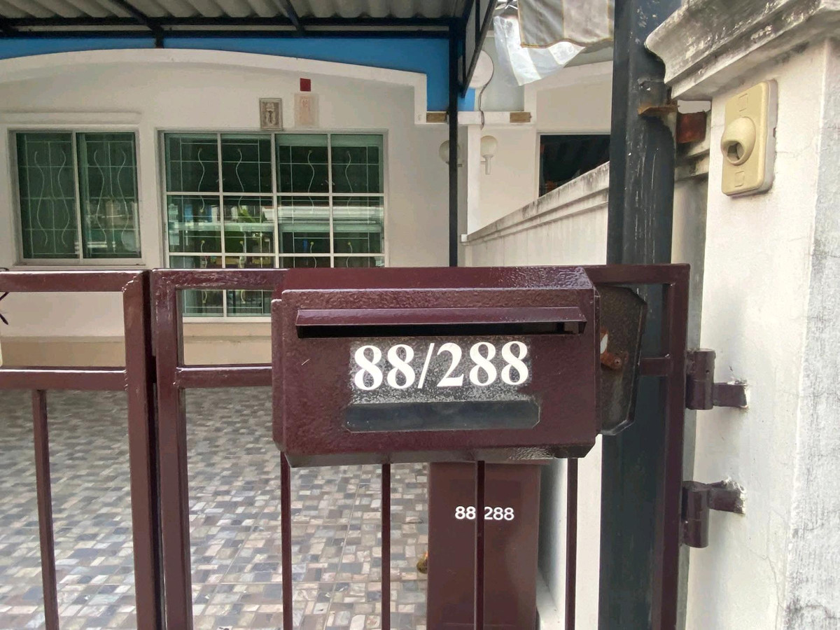 For RentTownhomeOnnut, Udomsuk : Near BTS On Nut 
 Townhome for rent, 3 floors, Klang Muang Lucerne Village, Sukhumvit 77 (On Nut 46) 🌿💎