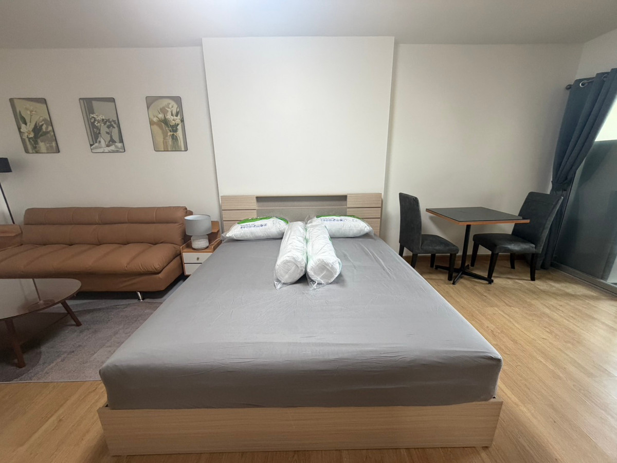 For RentCondoPattanakan, Srinakarin : Condo for rent, Supalai Park Srinakarin, beautiful room, newly decorated, fully furnished, ready to move in, next to the BTS.