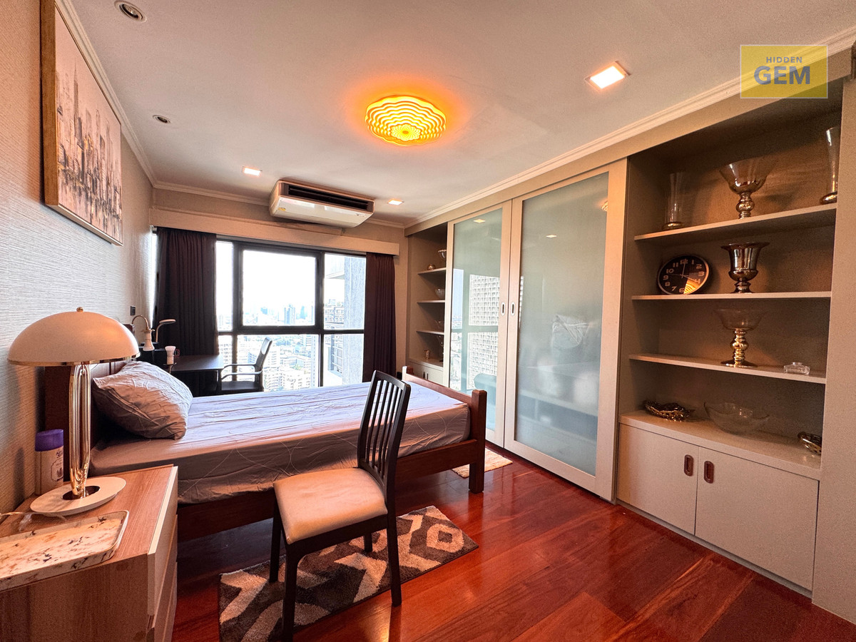 For RentCondoSathorn, Narathiwat : 🔥🔥 Rare Find for Rent 35K only🔥🔥| 2 bed 2 bath Sathorn Gardens 🔥🔥 