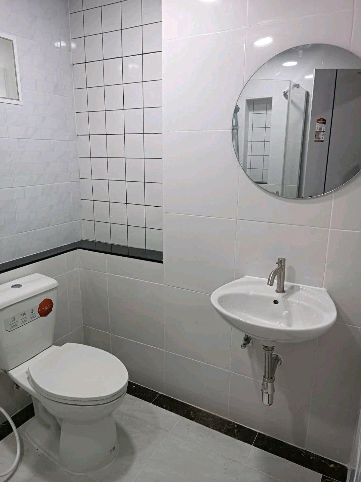 ให้เช่าบ้านสมุทรปราการ สำโรง : 🏡 ให้เช่า / ขาย บ้านเดี่ยว 2 ชั้น หมู่บ้านสุภาวัลย์
📍 หนามแดง – เทพารักษ์ 66 (ทำเลศักยภาพ)