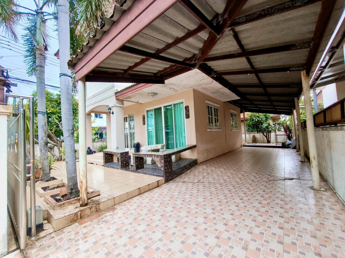 ให้เช่าบ้านนนทบุรี บางใหญ่ บางบัวทอง : 🔥 บ้านหัวมุมหายาก! พื้นที่เยอะ อยู่สบาย เหมาะสำหรับครอบครัว หรือทำโฮมออฟฟิศ “บ้านหัวมุม” พื้นที่กว้าง อยู่สบาย บรรยากาศดี 