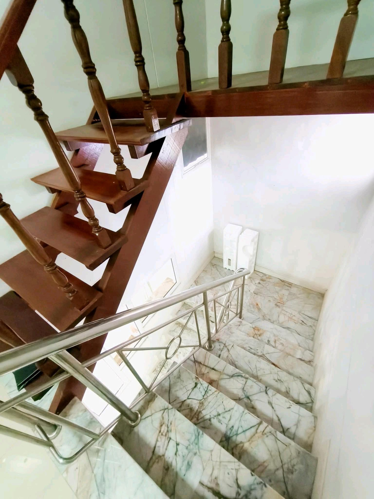 ให้เช่าบ้านนนทบุรี บางใหญ่ บางบัวทอง : 🔥 บ้านหัวมุมหายาก! พื้นที่เยอะ อยู่สบาย เหมาะสำหรับครอบครัว หรือทำโฮมออฟฟิศ “บ้านหัวมุม” พื้นที่กว้าง อยู่สบาย บรรยากาศดี 