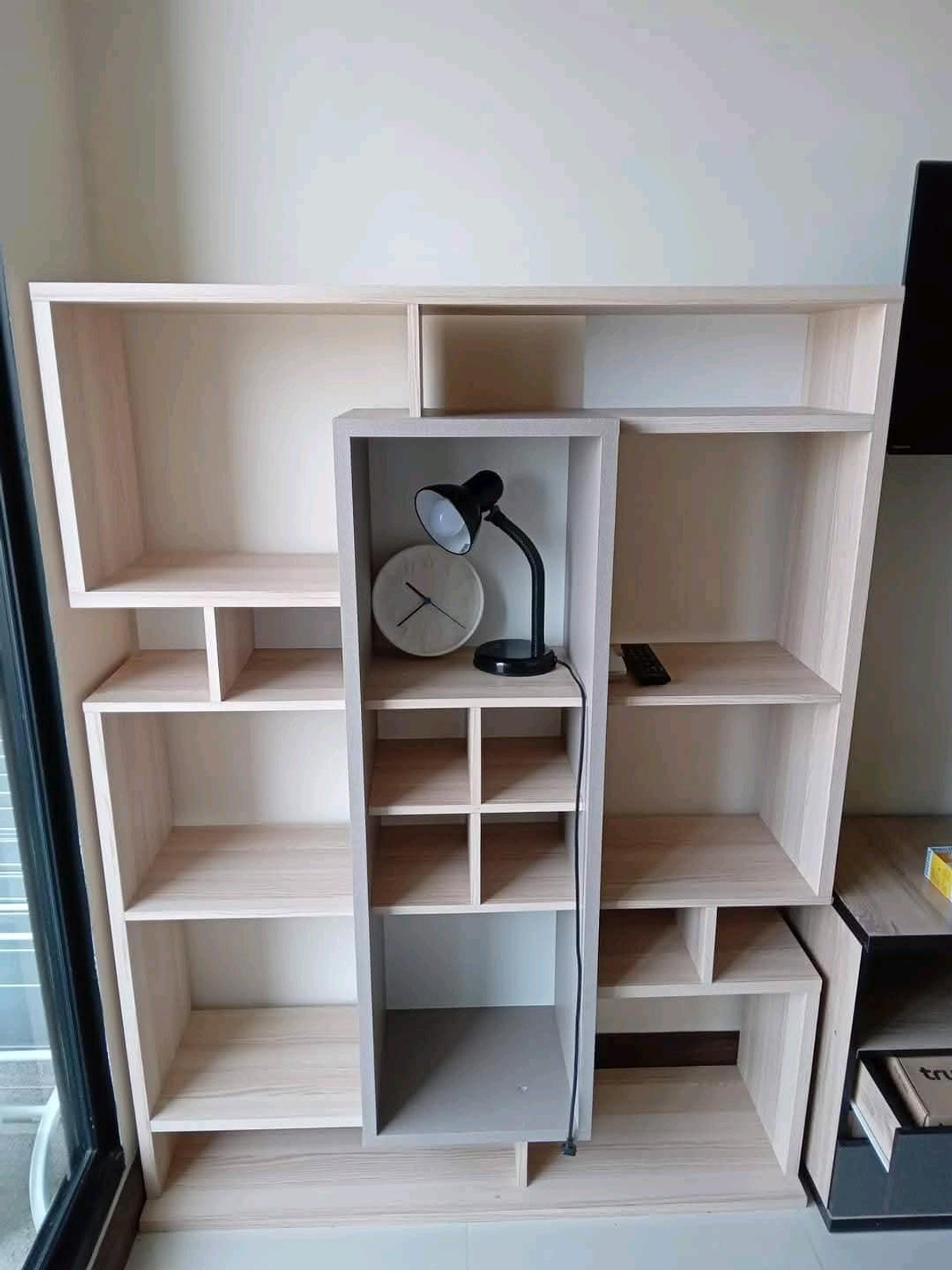 For RentCondoRatchathewi,Phayathai : Prime location near BTS Ratchathewi, convenient travel, near Siam, Fully Furnished, ready to move in immediately.