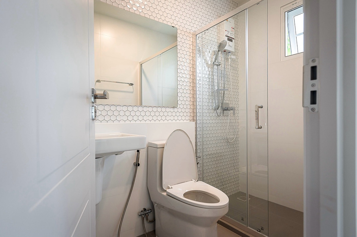 ให้เช่าบ้านบางนา แบริ่ง ลาซาล : RH033126 ให้เช่า บ้านใหม่ 2 ชั้น 3 ห้องนอน fully furnished at Chaiyapruek Bangna KM.15