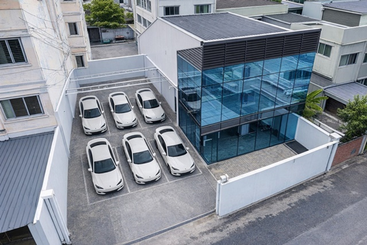 For RentShop HouseOnnut, Udomsuk : BTS Bangna 900m BTS UdomSuk 1.4km. Land for rent sale with a 2story office building Bangna District