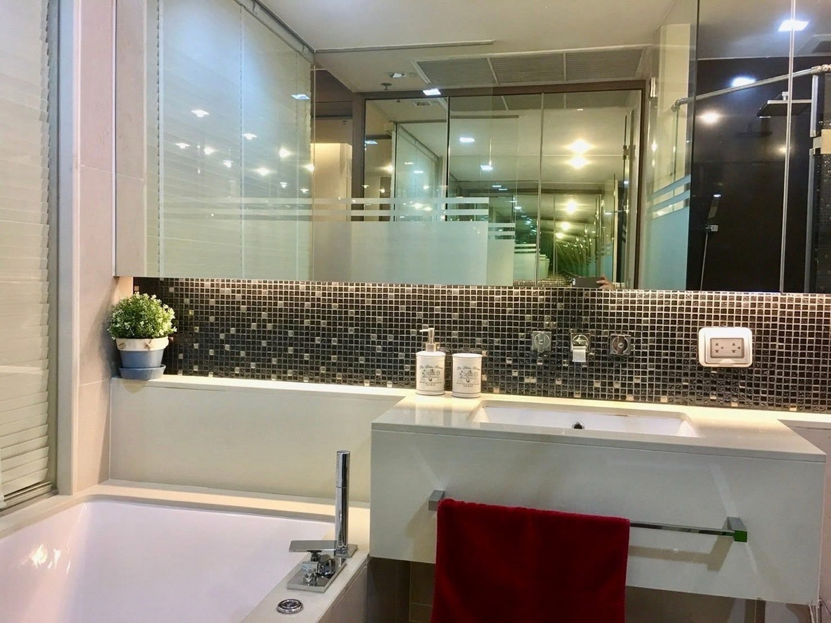 ให้เช่าคอนโดสาทร นราธิวาส : #R9674  🎉 210369 ให้เช่าคอนโด The Address Sathon (รหัสเดิม R2501)