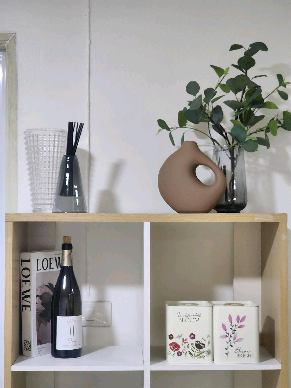 For RentHouseRatchadapisek, Huaikwang, Suttisan : 2-story detached house for rent, luxury level in the heart of Huai Khwang 🛏️ 6 bedrooms 
 🚿 4 bathrooms, near MRT Huai Khwang, furniture & electrical appliances, fully furnished, ready to move in 🛏️ 
 ▪️ Complete electrical appliances ⚡