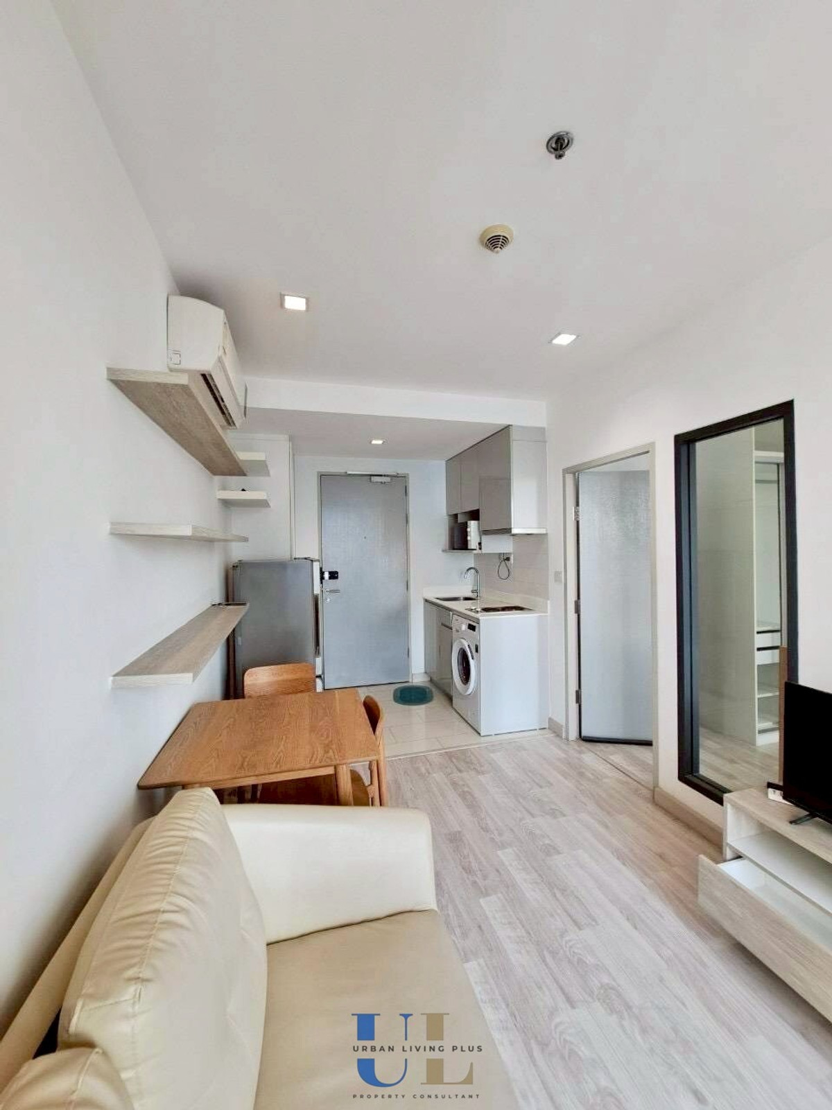 For RentCondoWongwianyai, Charoennakor : ( UL2603061 ) Tel/Line 096-2479369 , FOR RENT✨IDEO MOBI SATHORN, 1 bedroom 1 bathroom Size 31 Sq.M., Hot deal