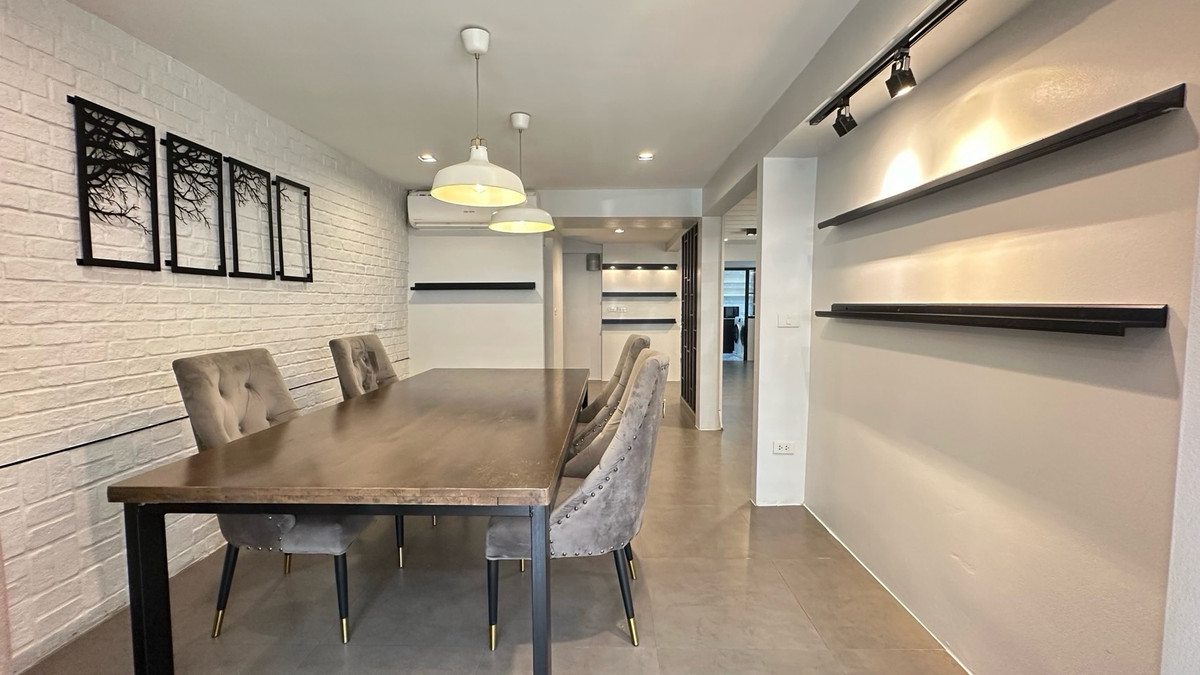 ให้เช่าบ้านสุขุมวิท อโศก ทองหล่อ : บ้านเดี่ยวทำเลเอกมัย ให้เช่า 3 ห้องนอน  house for rent ekamai 12