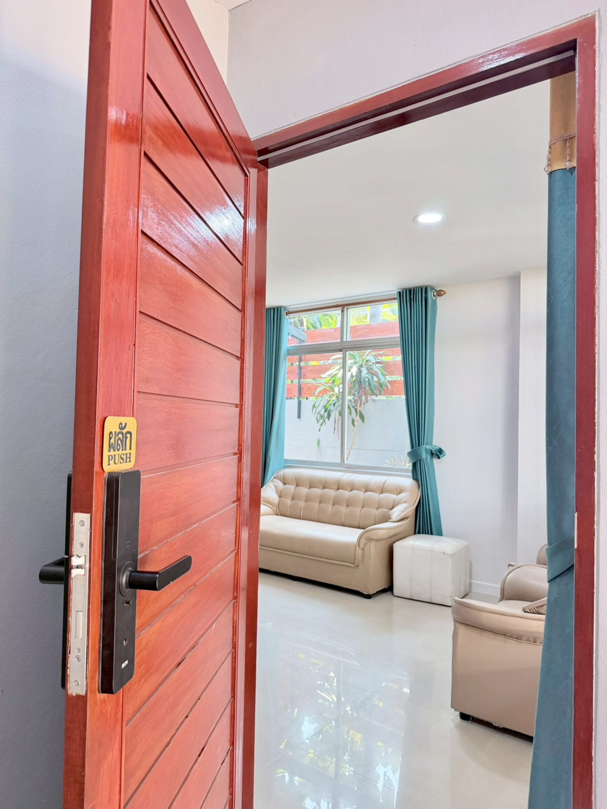 ให้เช่าทาวน์โฮมนวมินทร์ รามอินทรา : ให้เช่าทาวน์โฮม จามจุรี พาร์ค รามอินทรา ใกล้ เซ็นทรัล รามอินทรา เพียง 7 นาที