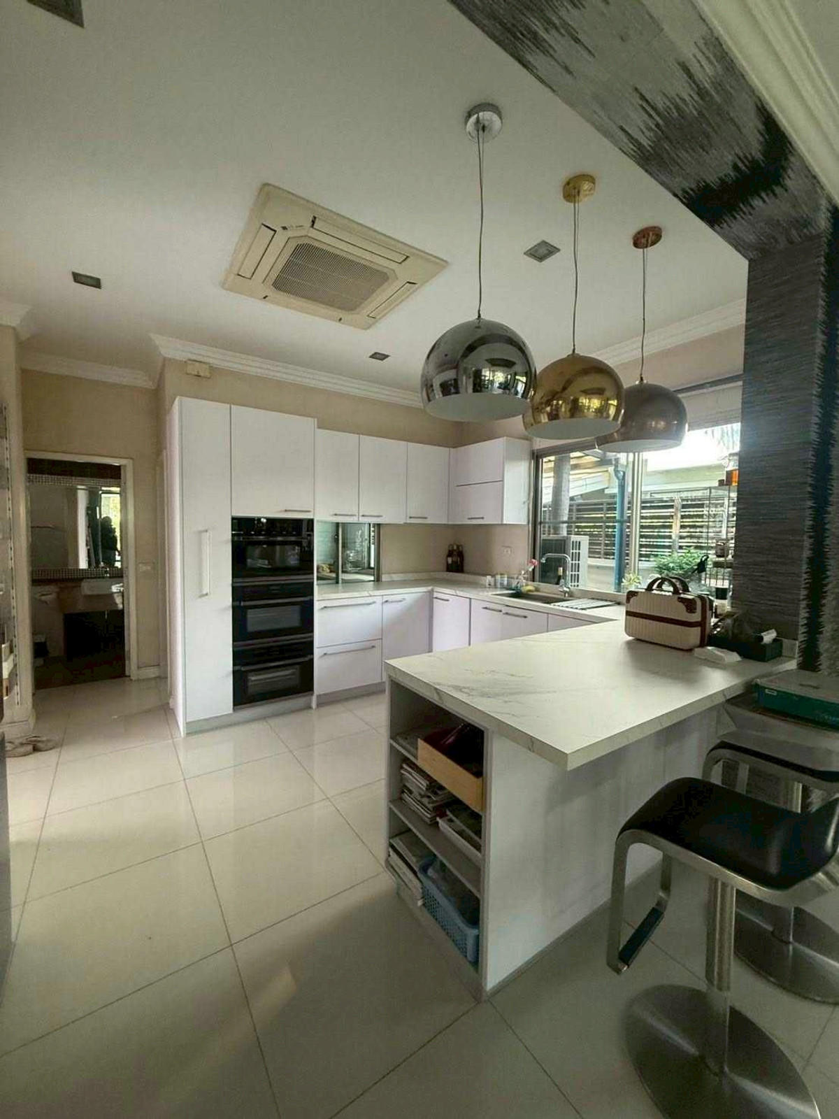 ให้เช่าบ้านลาดกระบัง สุวรรณภูมิ : ให้เช่าบ้าน Perfect Masterpiece ถ.มอเตอร์เวย์ Pool villa