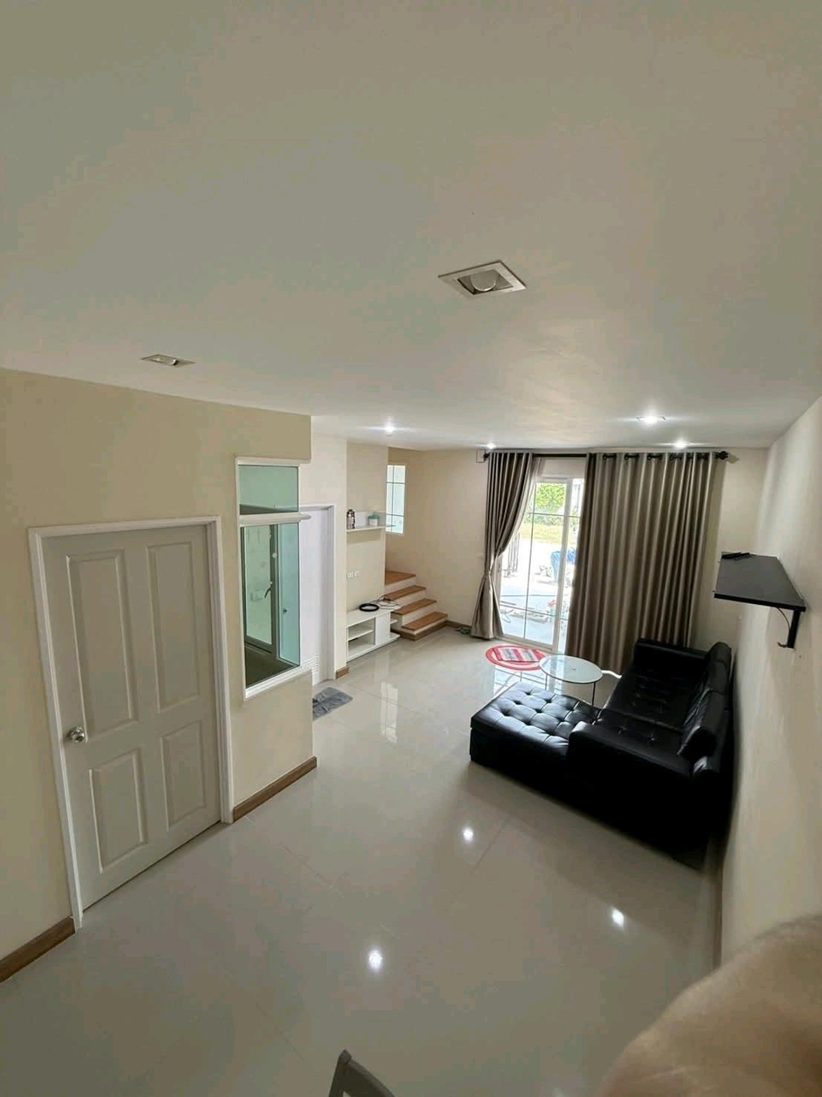 For RentTownhomeSamut Prakan,Samrong : ✨ Location Sukhumvit 76, close to the city, convenient travel, can enter and exit many routes ✨