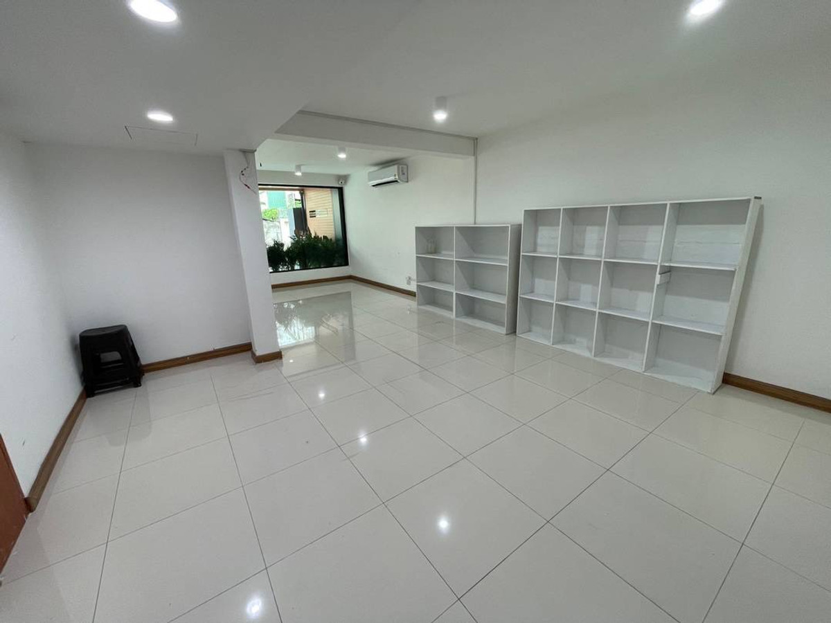 ให้เช่าอาคารพาณิชย์โชคชัย4 ลาดพร้าว71 : ให้เช่าอาคารพาณิชย์ ใกล้ รถไฟฟ้า โชคชัย 4 เพียง 2 นาที