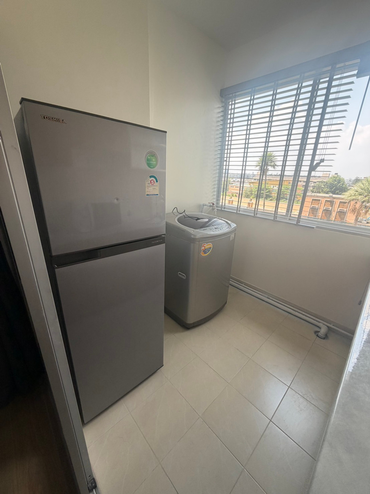 For RentCondoPattanakan, Srinakarin : Condo for rent, Supalai Park Srinakarin, beautiful room, newly decorated, fully furnished, ready to move in, next to the BTS.