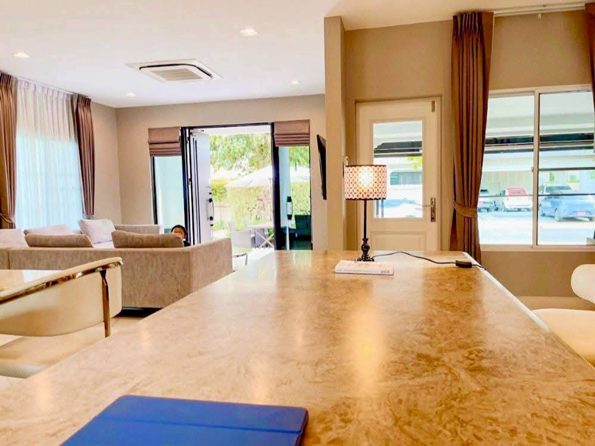 บ้านวิภาวดี ดอนเมือง หลักสี่ : เช่า/ขาย💜 บ้านหรู นันทวัน รามอินทรา–พหลฯ 50 ( Nantawan Ramintra-Phahol 50 ) หลังมุม พร้อมอยู่ ขนาด 108 ตารางวา 4 ห้องนอน แขวงท่าแร้ง เขตบางเขน กรุงเทพมหานคร