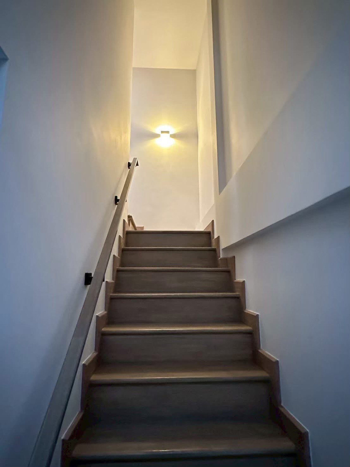 ให้เช่าทาวน์โฮมนวมินทร์ รามอินทรา : ME2500861 ให้เช่าทาวน์โฮม 2 ชั้น Verve สายไหม-พหลโยธิน บ้านใหม่ มีแอร์ มีเฟอร์