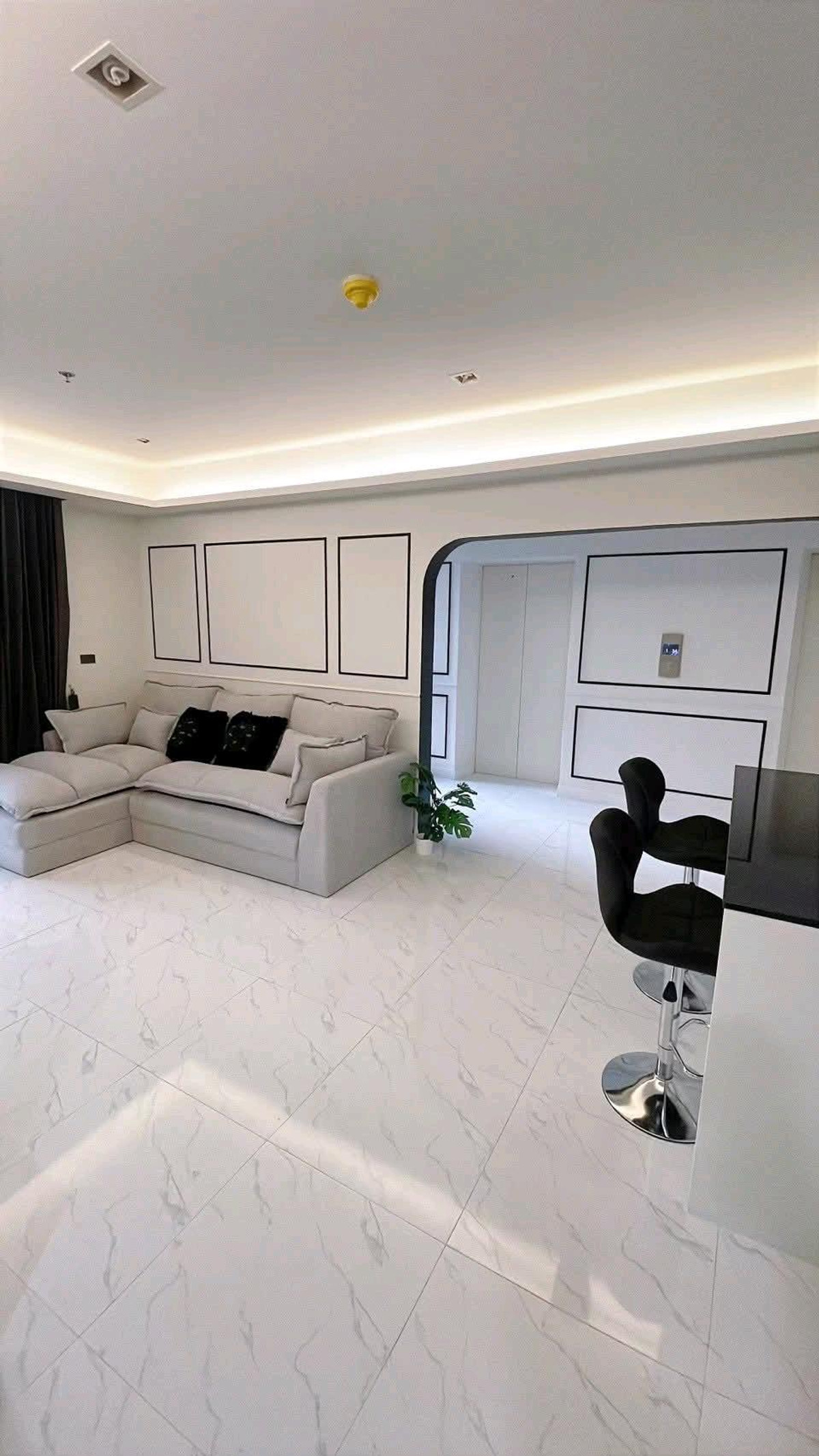 ให้เช่าคอนโดพระราม 3 สาธุประดิษฐ์ : ปล่อยเช่า Star View พระราม 3 | คอนโดหรู วิวแม่น้ำเจ้าพระยา พร้อมลิฟต์ส่วนตัว เฟอร์นิเจอร์ & เครื่องใช้ไฟฟ้าครบ เฟอร์นิเจอร์ครบ หิ้วกระเป๋าเข้าอยู่ได้เลย