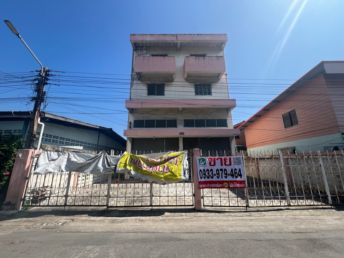 ขายอาคารพาณิชย์มหาชัย สมุทรสาคร : ทำเลทอง อาคารพาณิชย์ สไตท์บ้านเดี่ยว มีดาดฟ้า วิวสวน และวิวเมือง 3ชั้นครึ่ง 2 หลังติดกัน พร้อมพื้นที่ รอบบ้าน 