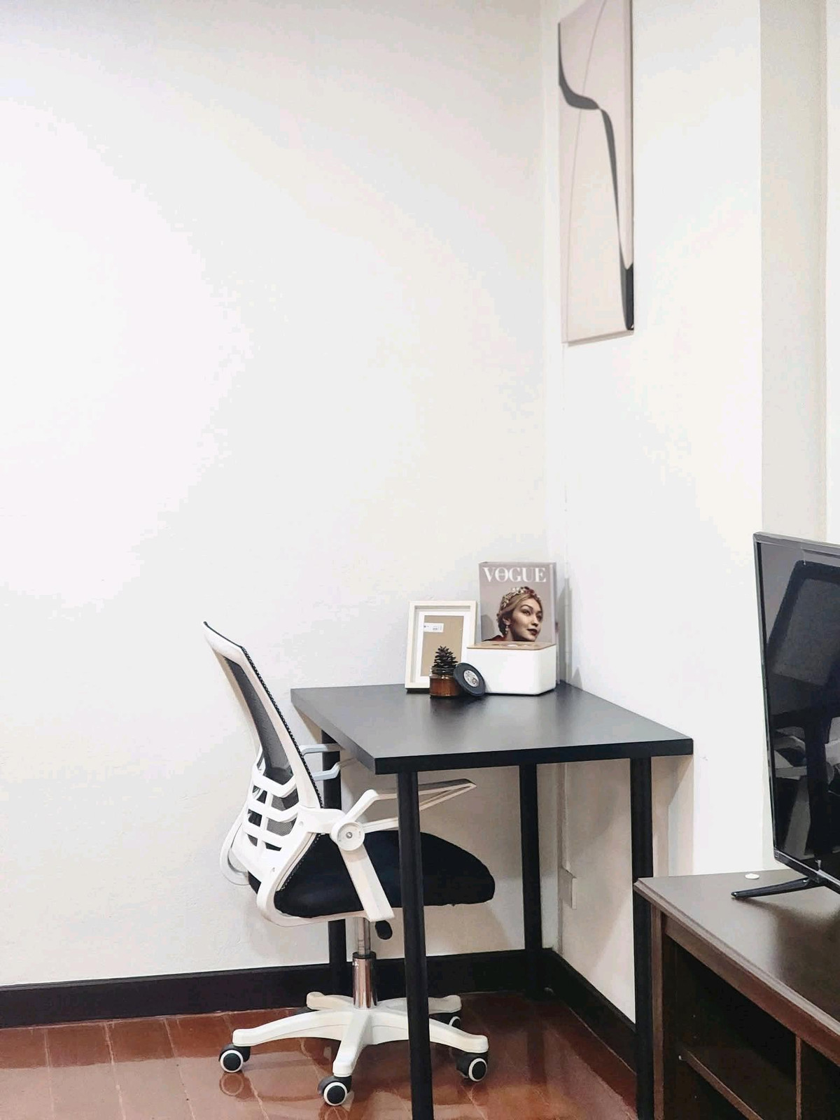 For RentHouseRatchadapisek, Huaikwang, Suttisan : 2-story detached house for rent, luxury level in the heart of Huai Khwang 🛏️ 6 bedrooms 
 🚿 4 bathrooms, near MRT Huai Khwang, furniture & electrical appliances, fully furnished, ready to move in 🛏️ 
 ▪️ Complete electrical appliances ⚡