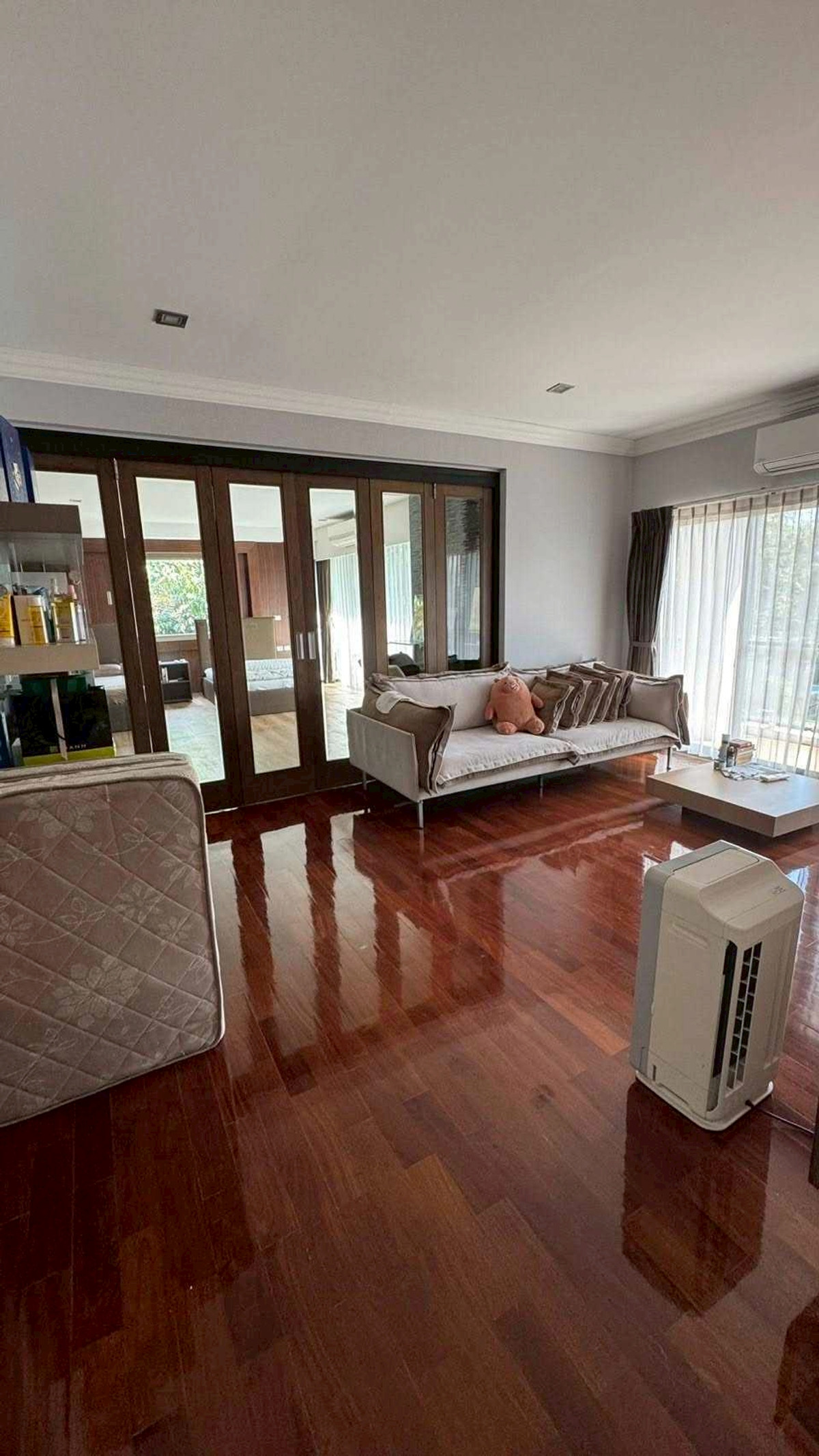 ให้เช่าบ้านลาดกระบัง สุวรรณภูมิ : ให้เช่าบ้าน Perfect Masterpiece ถ.มอเตอร์เวย์ Pool villa