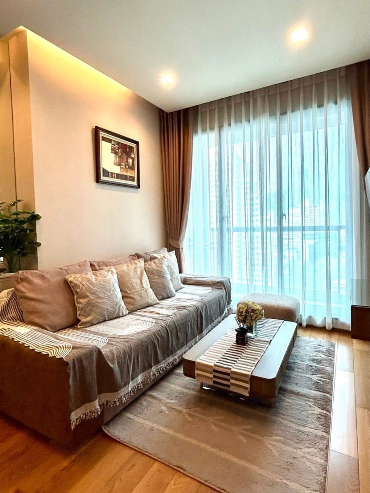 ให้เช่าคอนโดสาทร นราธิวาส : #R9674  🎉 210369 ให้เช่าคอนโด The Address Sathon (รหัสเดิม R2501)