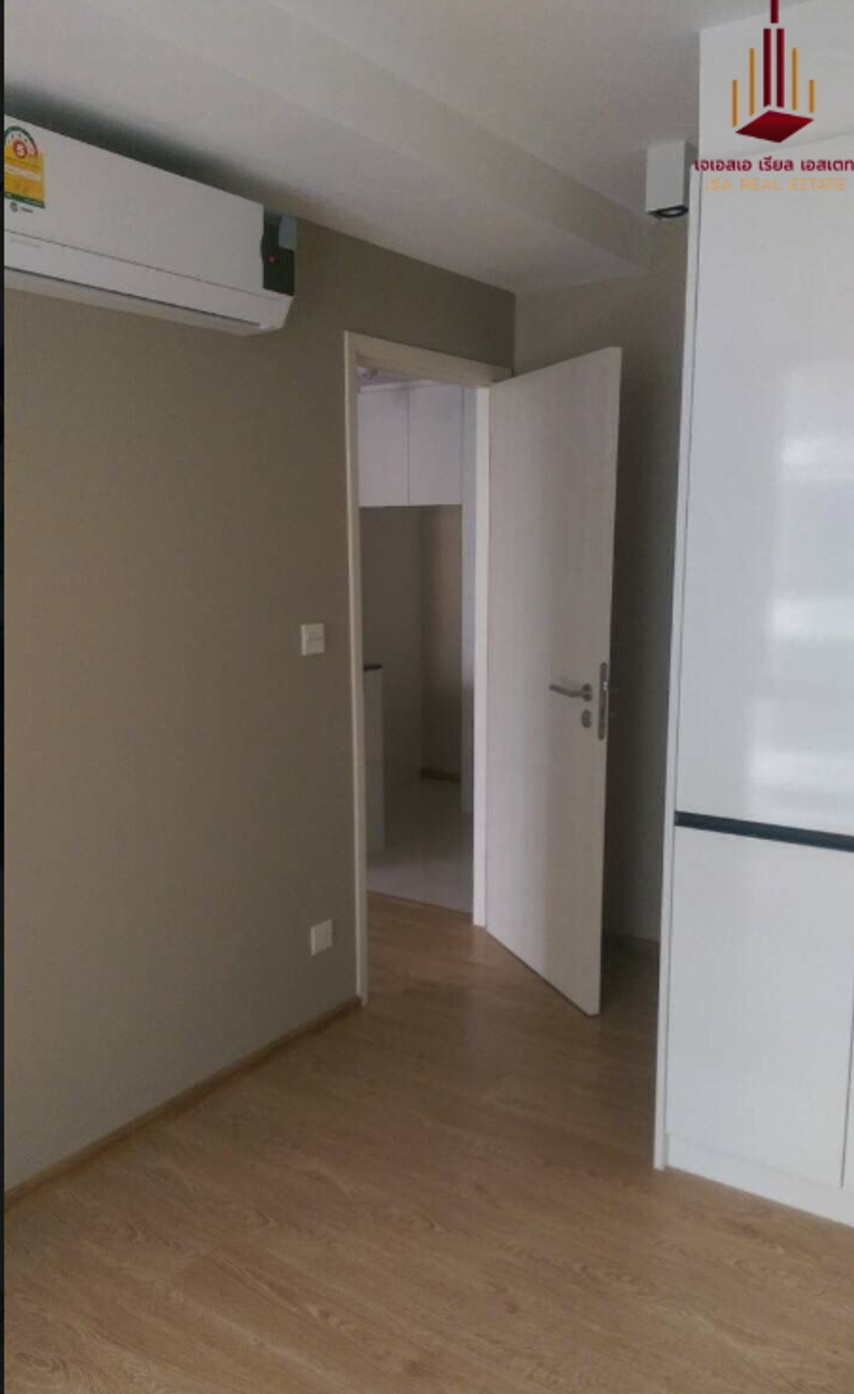 For SaleCondoSukhumvit, Asoke, Thonglor : ✨ For Sale: Maestro 39 Condo ✨ 💰 Only 7,490,000 THB 🐱 Petfriend ✨ ห้องมุม วิวสระ ราคาดีสุดในตลาด  ที่มีห้องจริงพร้อมให้นัดชมครับ สนใจติดต่อ คุณเจมส์มาร์