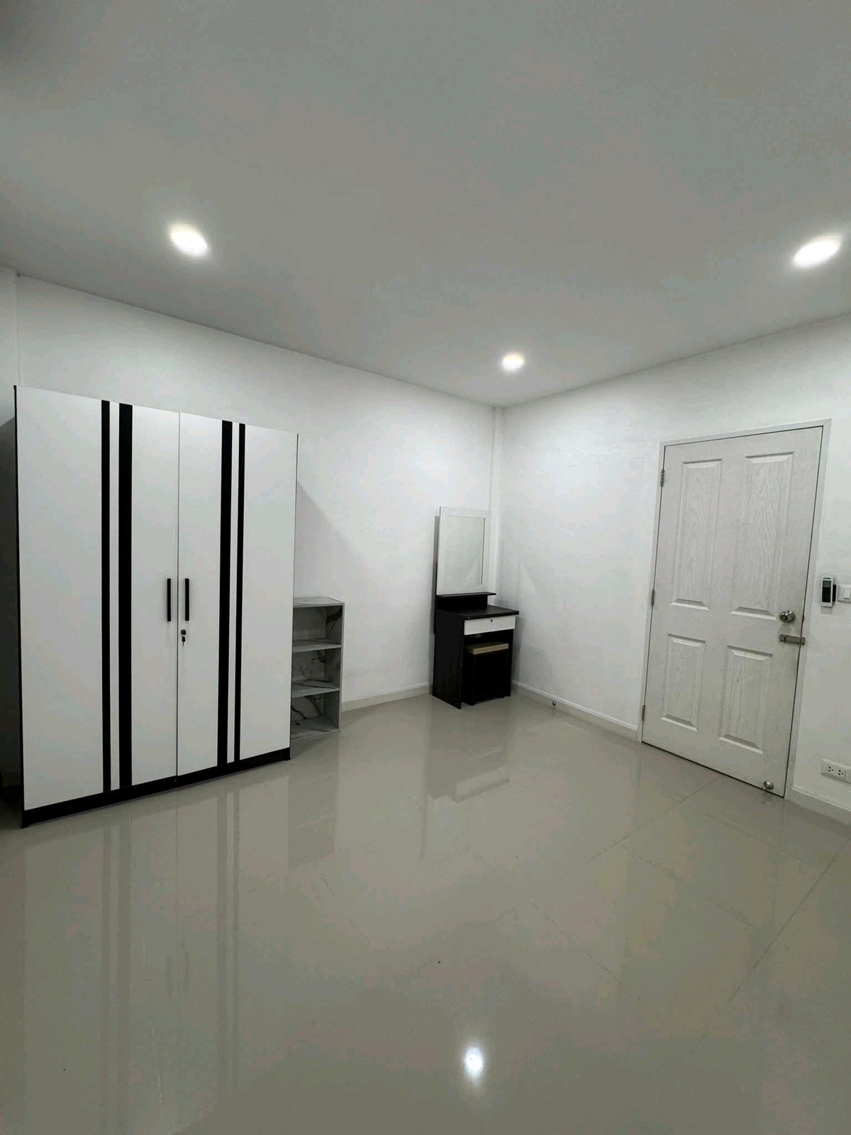 For RentTownhomeOnnut, Udomsuk : Ready to move in!