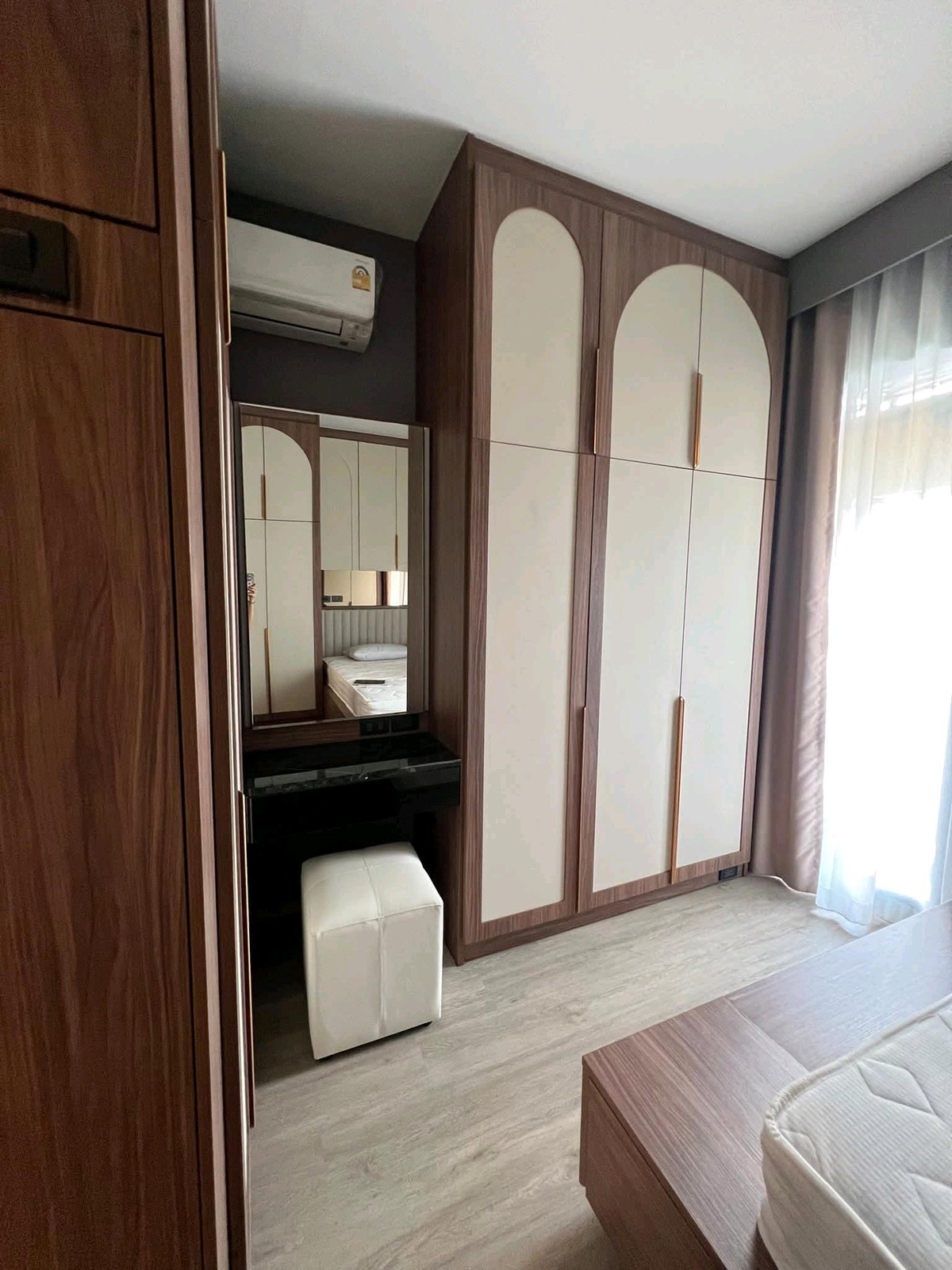 ให้เช่าคอนโดนวมินทร์ รามอินทรา : 🐶🐱 เลี้ยงสัตว์ได้ ใกล้รถไฟฟ้าสายสีชมพู เพียง 70 เมตร