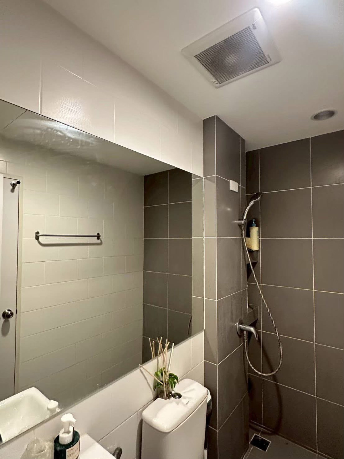 ให้เช่าทาวน์โฮมนวมินทร์ รามอินทรา : ME2500861 ให้เช่าทาวน์โฮม 2 ชั้น Verve สายไหม-พหลโยธิน บ้านใหม่ มีแอร์ มีเฟอร์