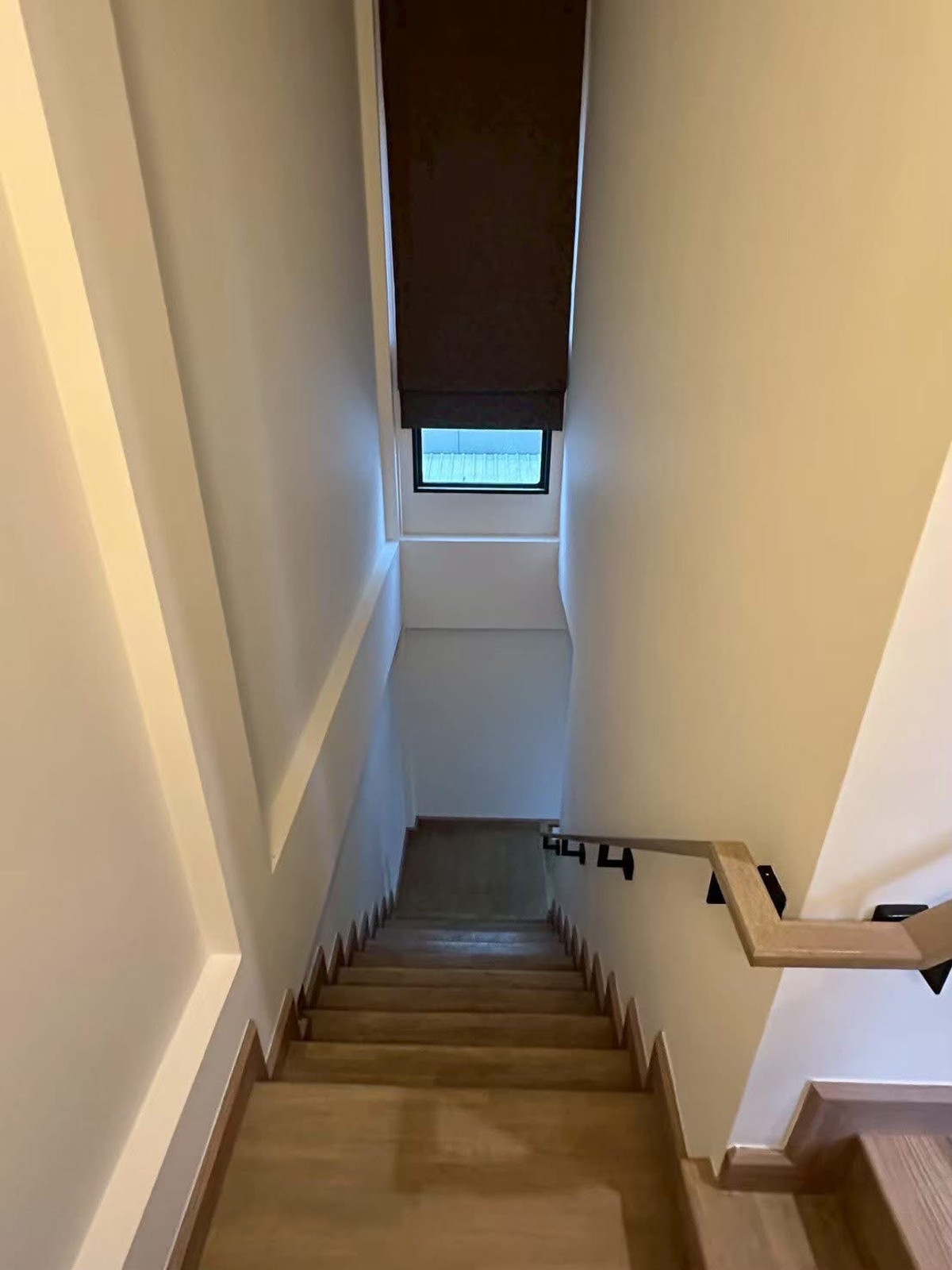 ให้เช่าทาวน์โฮมนวมินทร์ รามอินทรา : ME2500861 ให้เช่าทาวน์โฮม 2 ชั้น Verve สายไหม-พหลโยธิน บ้านใหม่ มีแอร์ มีเฟอร์