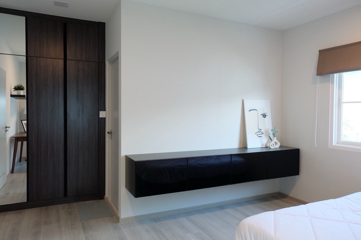 ให้เช่าบ้านบางนา แบริ่ง ลาซาล : RH033126 ให้เช่า บ้านใหม่ 2 ชั้น 3 ห้องนอน fully furnished at Chaiyapruek Bangna KM.15