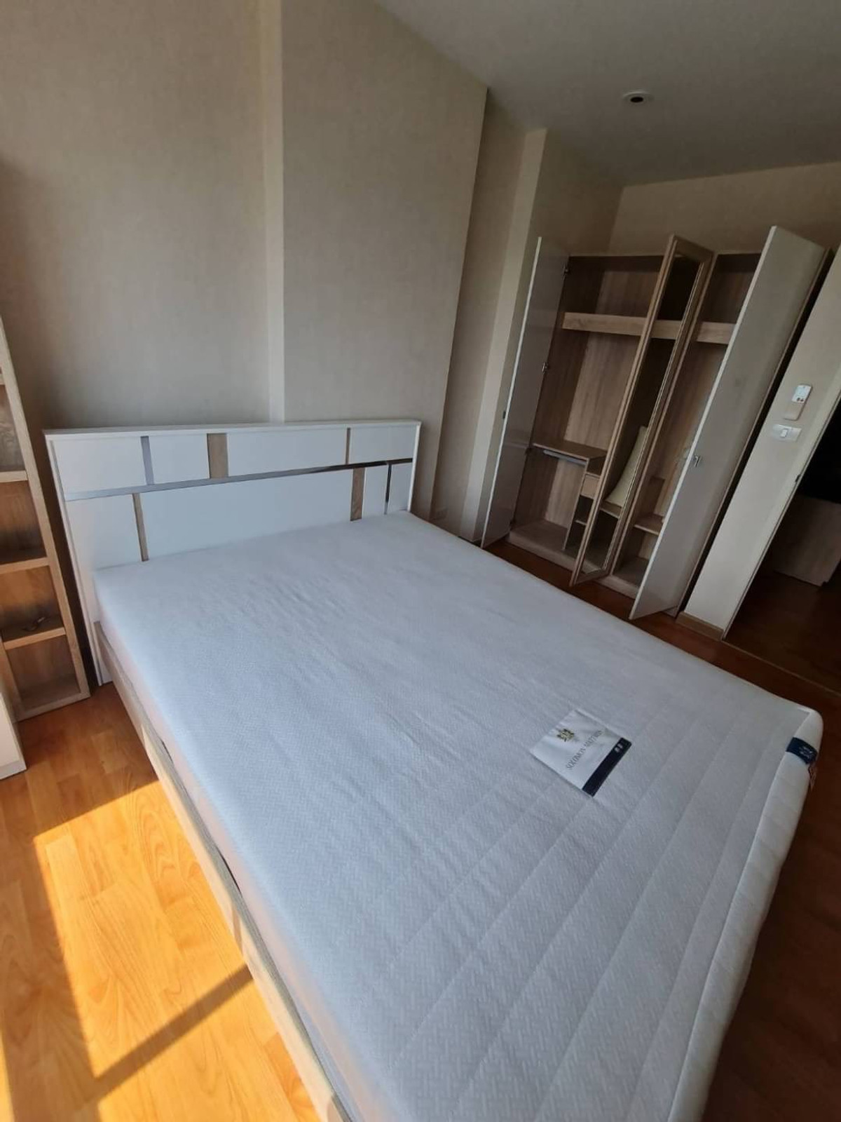 For RentCondoThaphra, Talat Phlu, Wutthakat : OMG3206  [ The President Sathorn - Ratchaphruek 1 ]  Large 1 Bedroom unit - for RENT 1-Apr-26