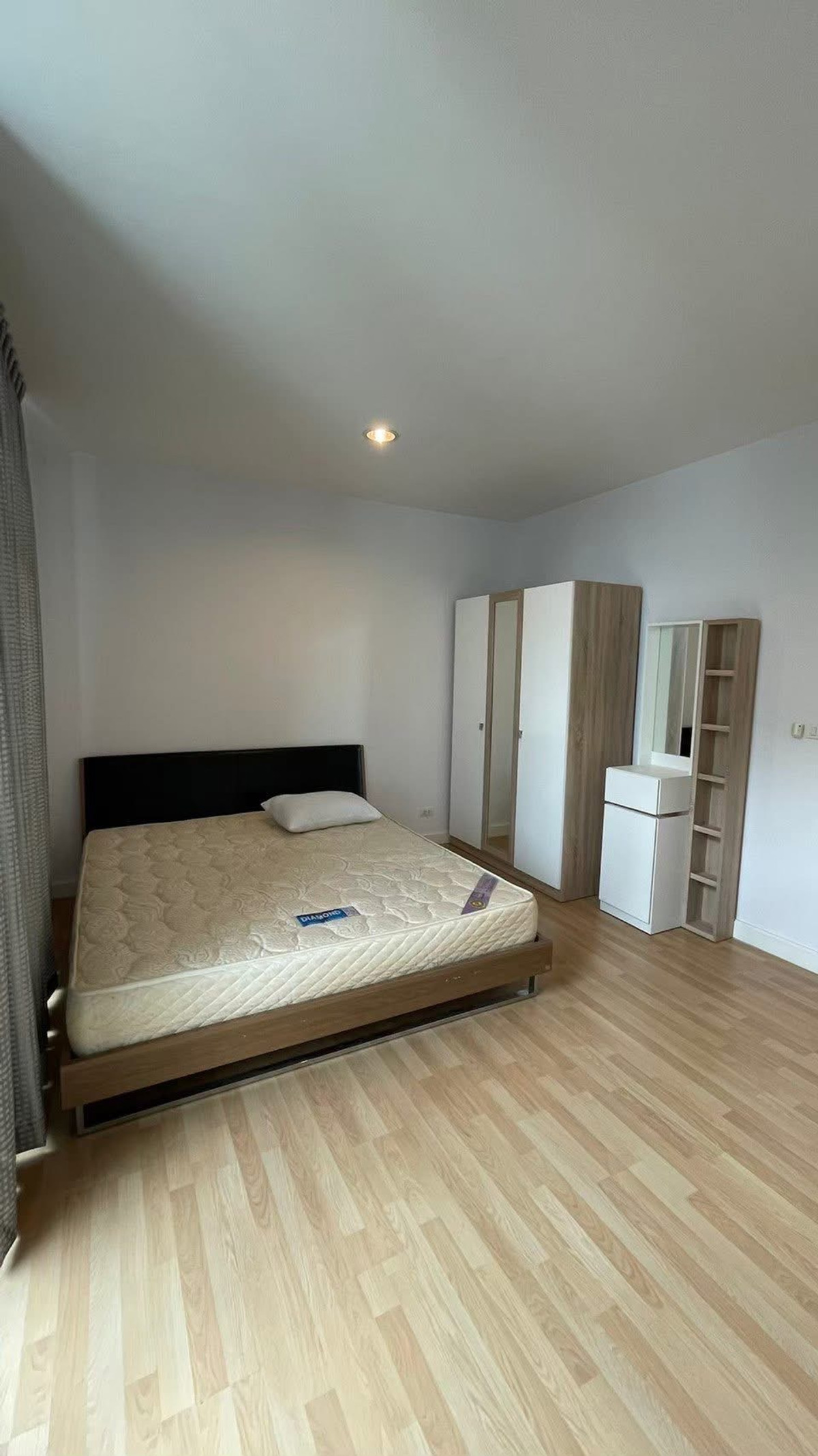 ให้เช่าทาวน์โฮมบางซื่อ วงศ์สว่าง เตาปูน : 💥CP-10466💥ให้เช่า  ทาวน์โฮม 3 ชั้น  โครงการ ฟลอร่า วงศ์สว่าง ใกล้รถไฟฟ้า สถานีแยกติวานนท์ 500 เมตรเท่านั้น!👉แอดไลน์ @goodcondo