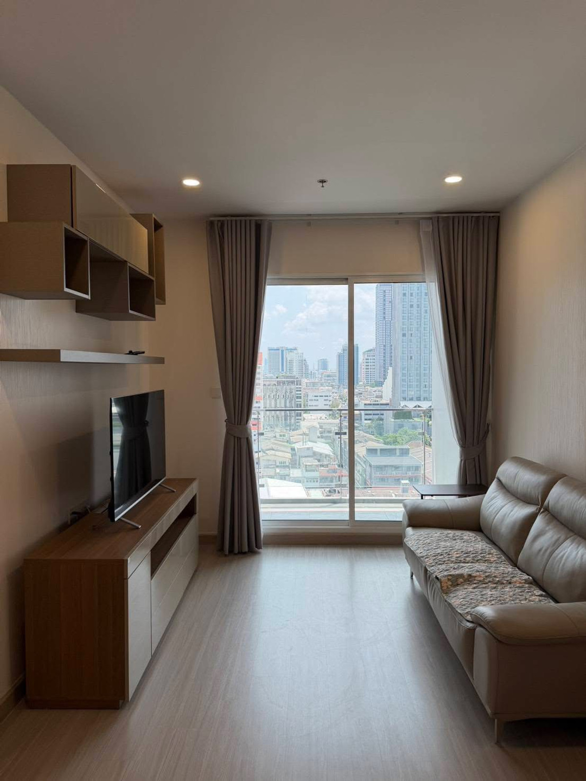 For RentCondoSiam Paragon ,Chulalongkorn,Samyan : Condo for rent Supalai Premier Si Phraya-Sam Yan | Fully furnished Ready to move in | Near BTS Saladaeng | If interested, call 095-819-5559