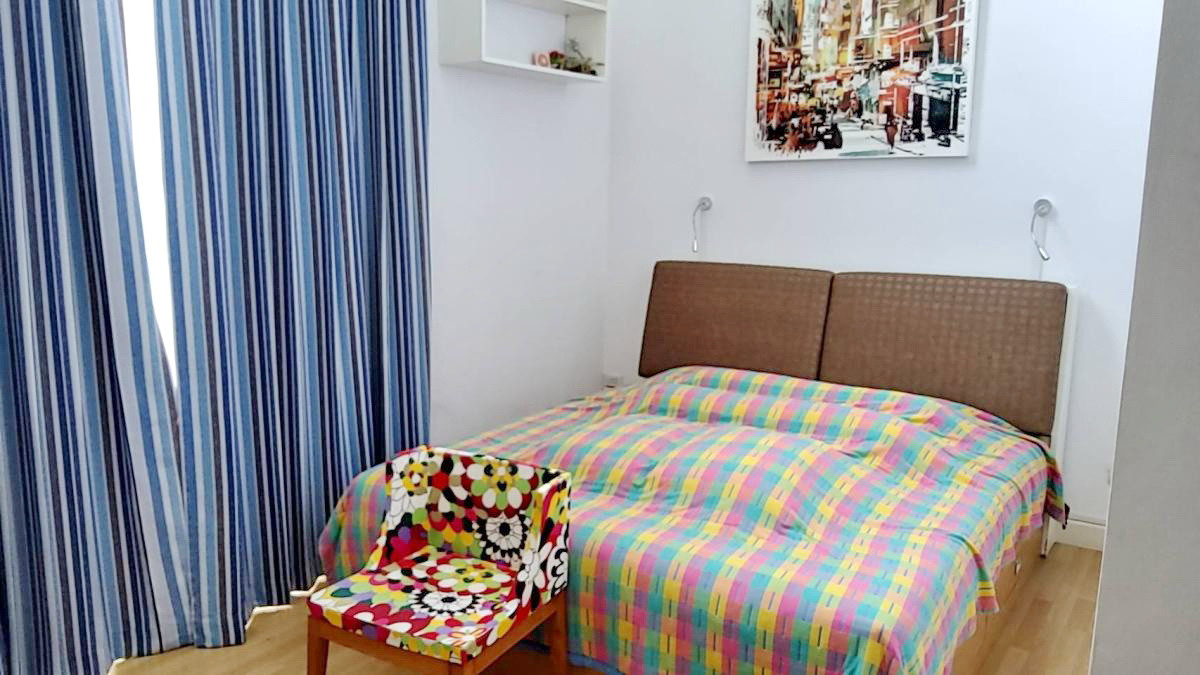 ให้เช่าทาวน์โฮมบางซื่อ วงศ์สว่าง เตาปูน : ให้เช่า บ้านทาวน์โฮมพร้อมเฟอร์นิเจอร์ บิ้วอิน หลังมุม หมู่บ้านฟลอร่าวงศ์สว่าง 