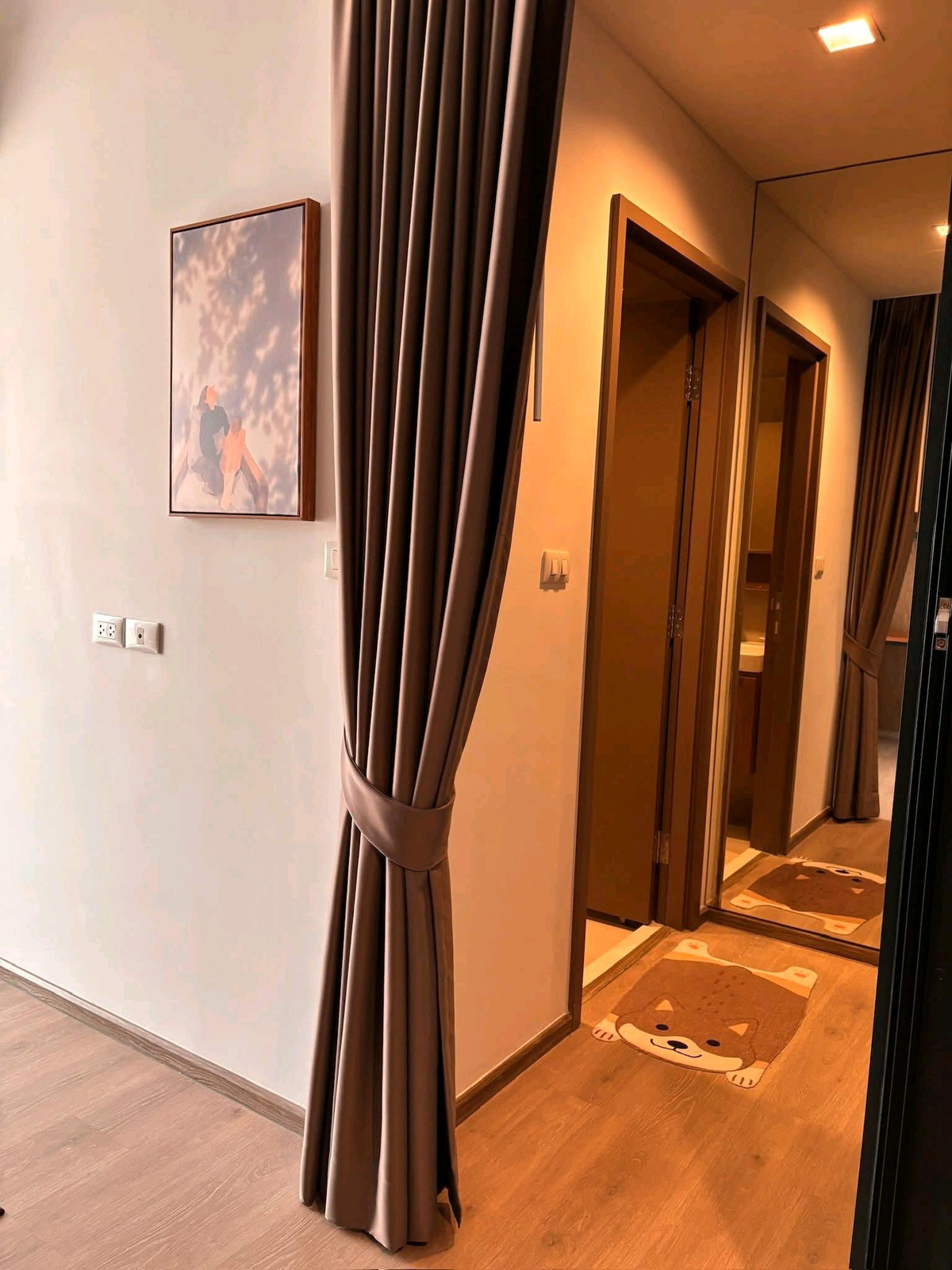 For RentCondoLadprao, Central Ladprao : 🚇 Near MRT Phaholyothin 
 The Line Phaholyothin Park (The Line Phaholyothin Park) 🌿✨ 
 Beautiful condo, good location, near the BTS, room ready to move in, make an appointment to view!