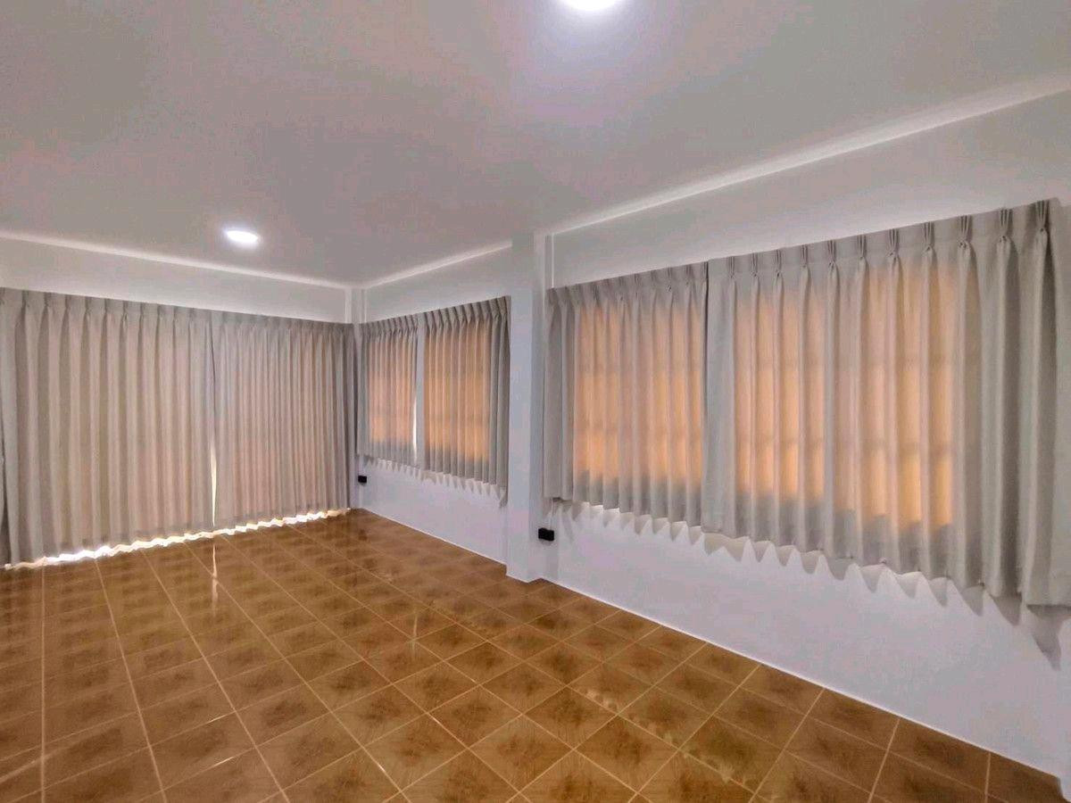 ให้เช่าบ้านสมุทรปราการ สำโรง : 🏡 ให้เช่า / ขาย บ้านเดี่ยว 2 ชั้น หมู่บ้านสุภาวัลย์
📍 หนามแดง – เทพารักษ์ 66 (ทำเลศักยภาพ)