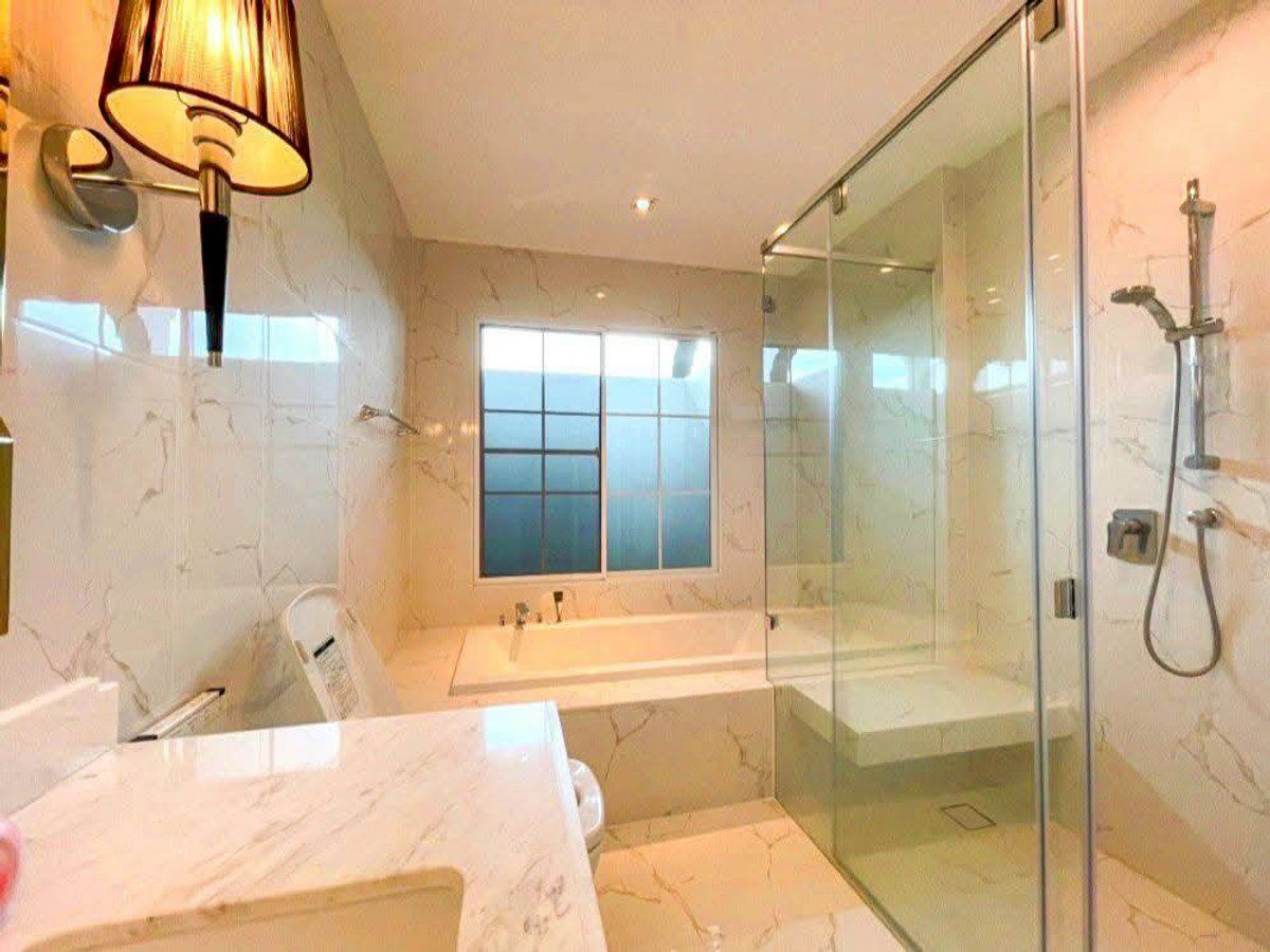 บ้านวิภาวดี ดอนเมือง หลักสี่ : เช่า/ขาย💜 บ้านหรู นันทวัน รามอินทรา–พหลฯ 50 ( Nantawan Ramintra-Phahol 50 ) หลังมุม พร้อมอยู่ ขนาด 108 ตารางวา 4 ห้องนอน แขวงท่าแร้ง เขตบางเขน กรุงเทพมหานคร