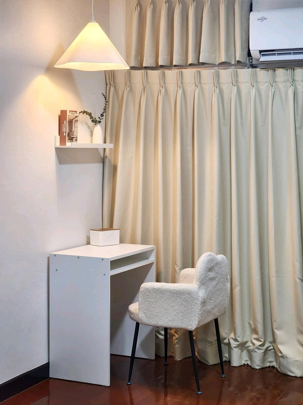 For RentHouseRatchadapisek, Huaikwang, Suttisan : 2-story detached house for rent, luxury level in the heart of Huai Khwang 🛏️ 6 bedrooms 
 🚿 4 bathrooms, near MRT Huai Khwang, furniture & electrical appliances, fully furnished, ready to move in 🛏️ 
 ▪️ Complete electrical appliances ⚡