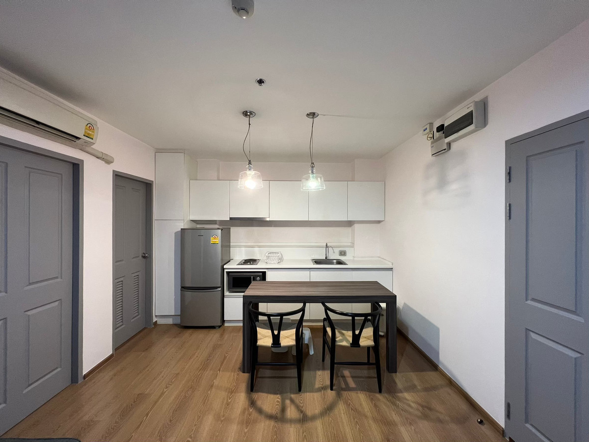 ขายคอนโดลาดพร้าว เซ็นทรัลลาดพร้าว : ขายด่วน ราคาพิเศษ Sym Vipha Ladprao Condo ขนาด 35 ตรม. ราคา 2.3 ล้าน