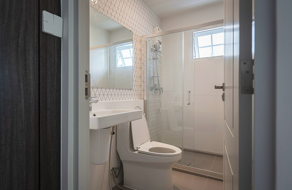 ให้เช่าบ้านบางนา แบริ่ง ลาซาล : RH033126 ให้เช่า บ้านใหม่ 2 ชั้น 3 ห้องนอน fully furnished at Chaiyapruek Bangna KM.15