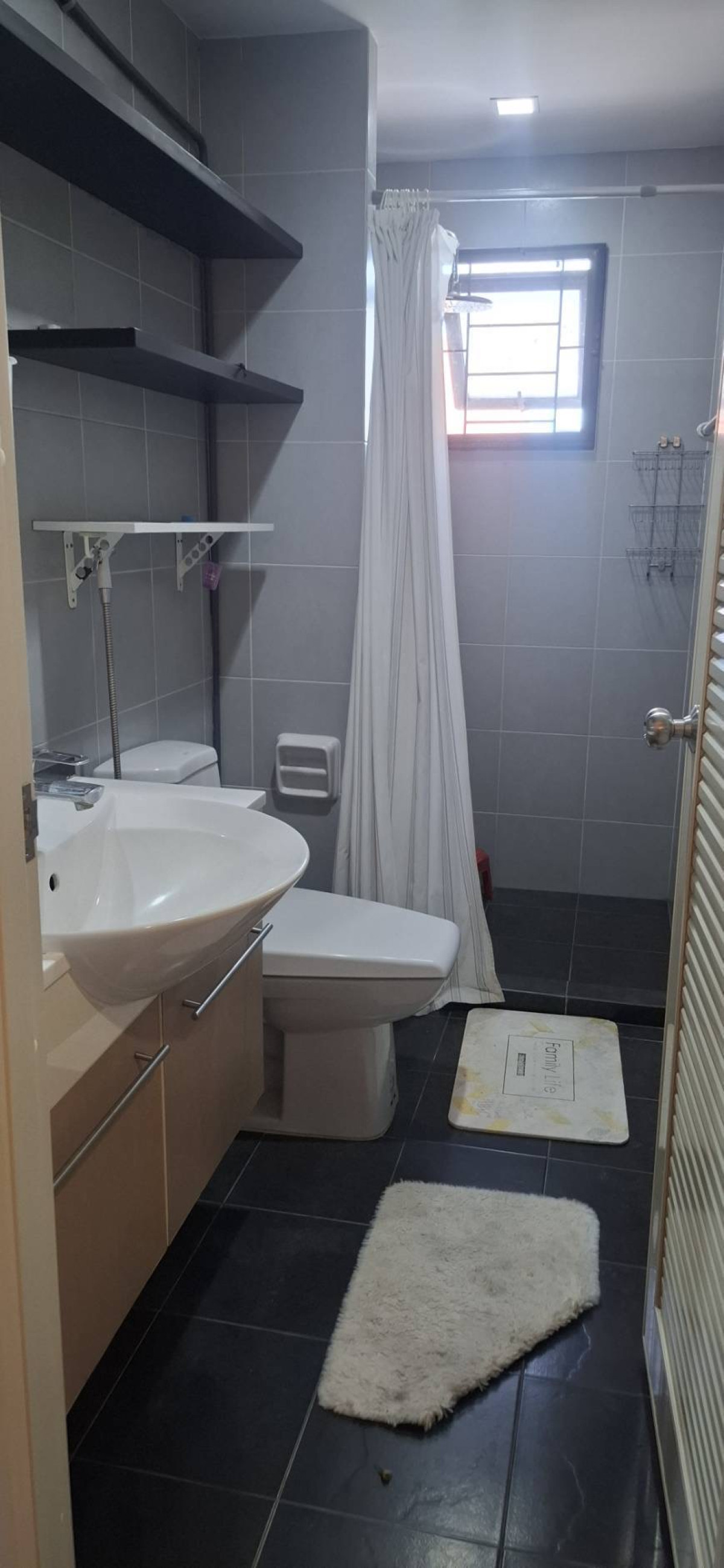 ขายทาวน์โฮมปทุมธานี รังสิต ธรรมศาสตร์ : ขายทาวน์เฮ้าส์/ทาวน์โฮม  ไอดีไซน์ ลำลูกกา-คลอง 3 ห้องมุม รีโนเวทใหม่ ลาดสวาย ลำลูกกา ปทุมธานี CX-150611