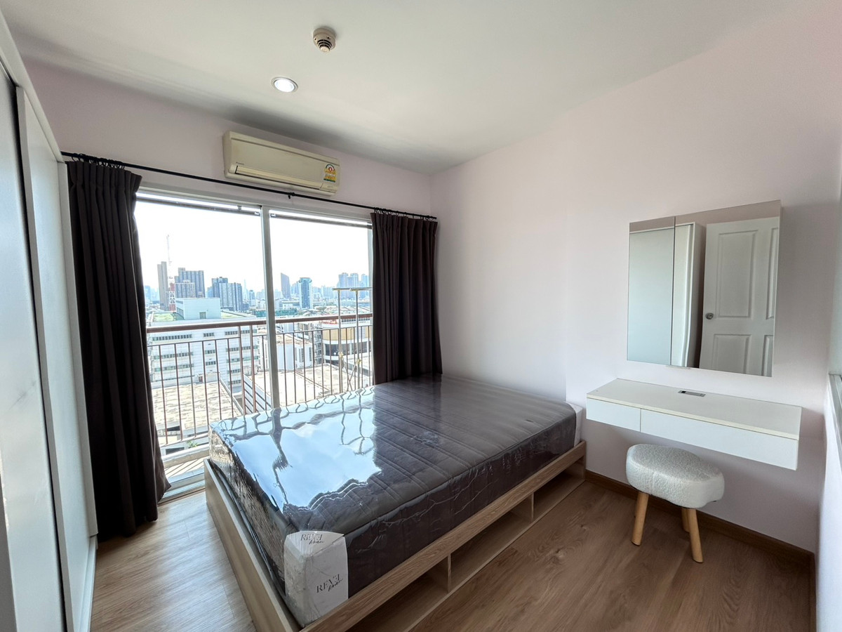 ให้เช่าคอนโดลาดพร้าว เซ็นทรัลลาดพร้าว : SYM Vipha Ladprao ห้องรีโนเวทใหม่ ว่างพร้อมให้เช่า เฟอรนิเจ้อใหม่ เครื่องใช้ไฟฟ้าครบ ใกล้ bts หมอชิดและ mrt จตุจักร