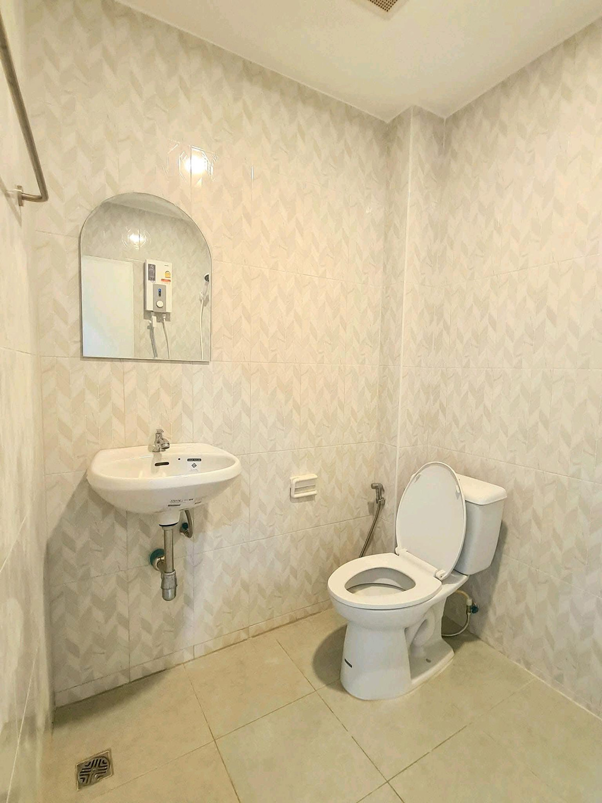 For RentTownhomeOnnut, Udomsuk : Ready to move in!