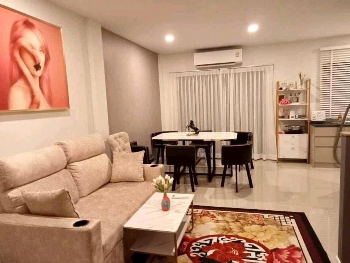 For RentTownhomeSamut Prakan,Samrong : New house, just transferred, very good condition, for rent, Baan Lumpini Town Place, Sukhumvit-Srinakarin | near BTS Samrong 2 lines 🚆💎