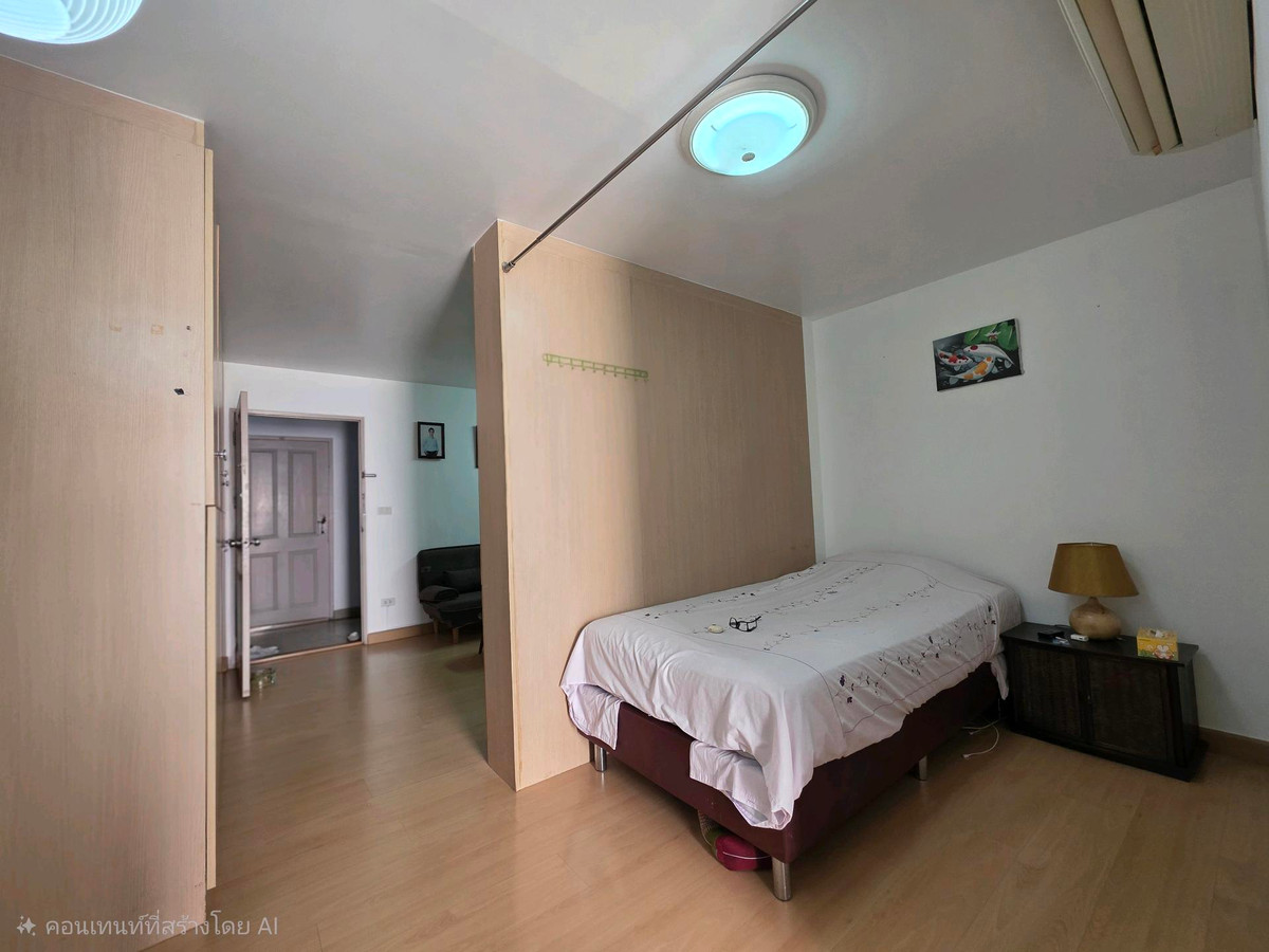 For SaleCondoSapankwai,Jatujak : For sale: Maison de Ville Pradipat 25, spacious room 32 sq m, near BTS Saphan Khwai, good location, affordable price.