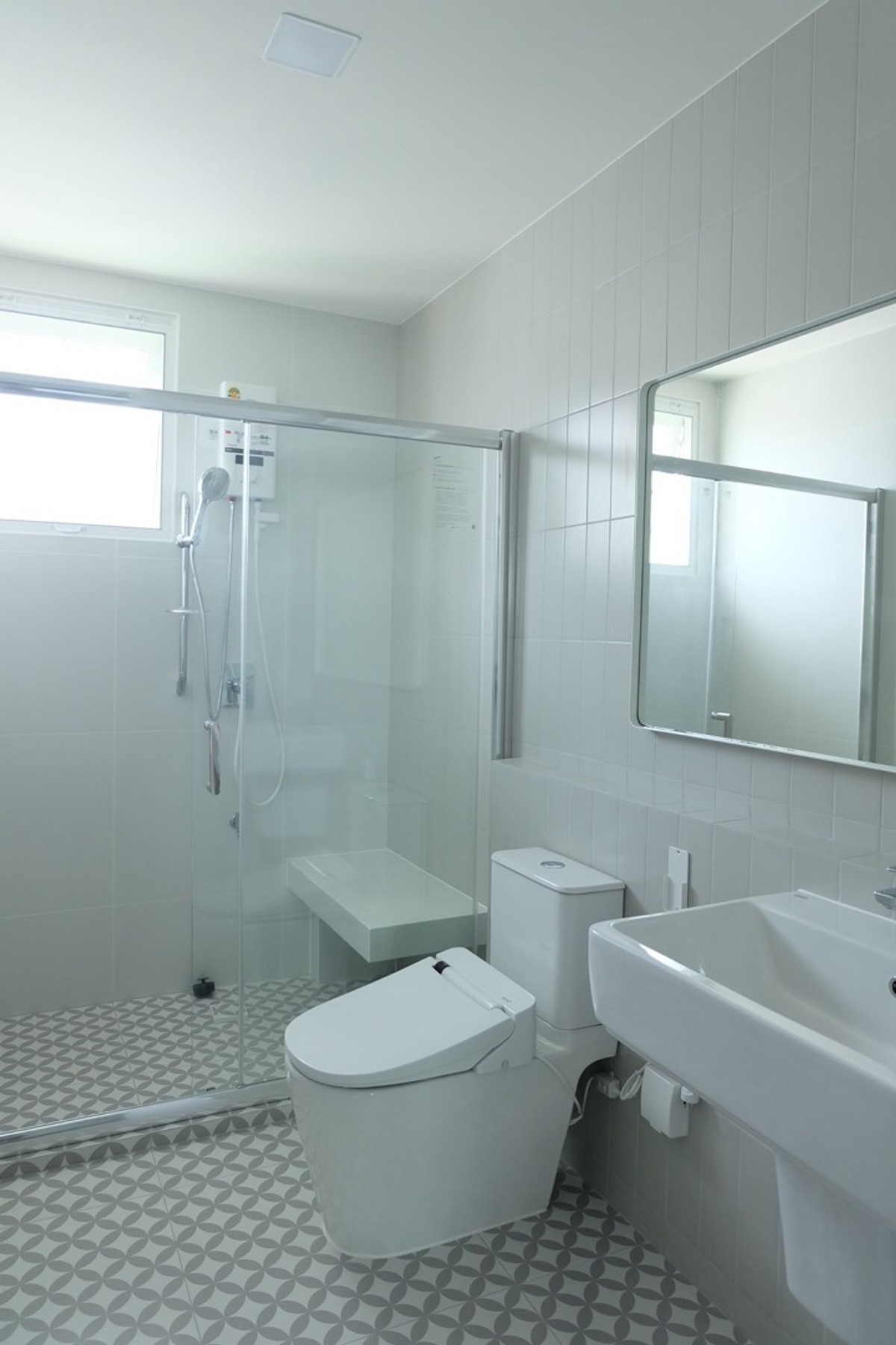 ให้เช่าบ้านบางนา แบริ่ง ลาซาล : RH033126 ให้เช่า บ้านใหม่ 2 ชั้น 3 ห้องนอน fully furnished at Chaiyapruek Bangna KM.15