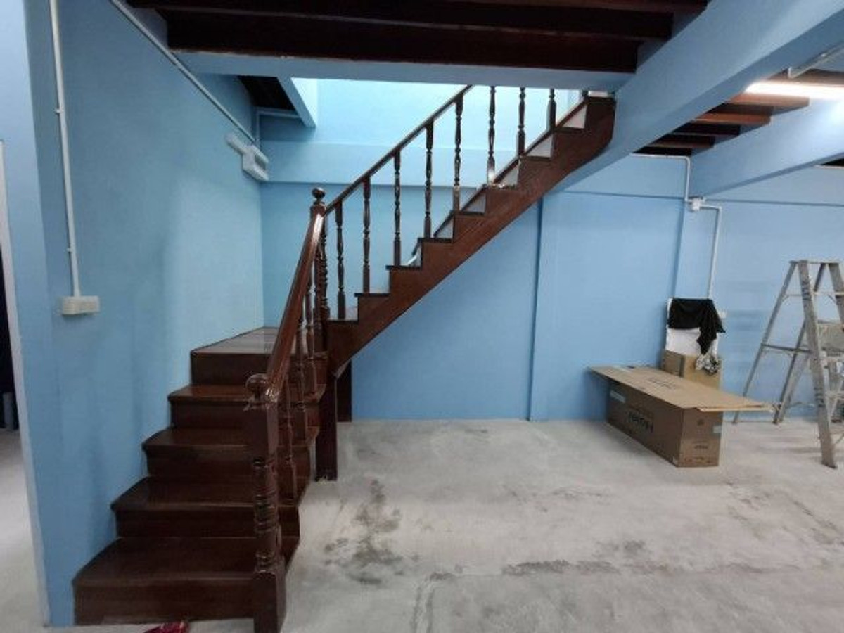 For RentTownhomePattanakan, Srinakarin : ⚡ For rent, 2-story townhome, Soi Phatthanakan 30, size 17 sq m. ⚡