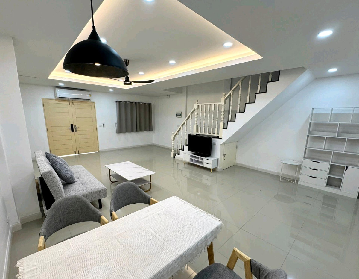 For RentTownhomeOnnut, Udomsuk : Ready to move in!